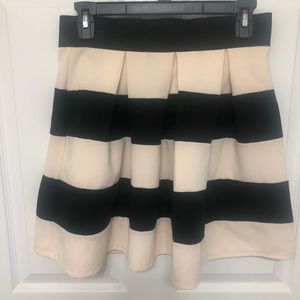 YA Los Angeles Cream & Black Skirt